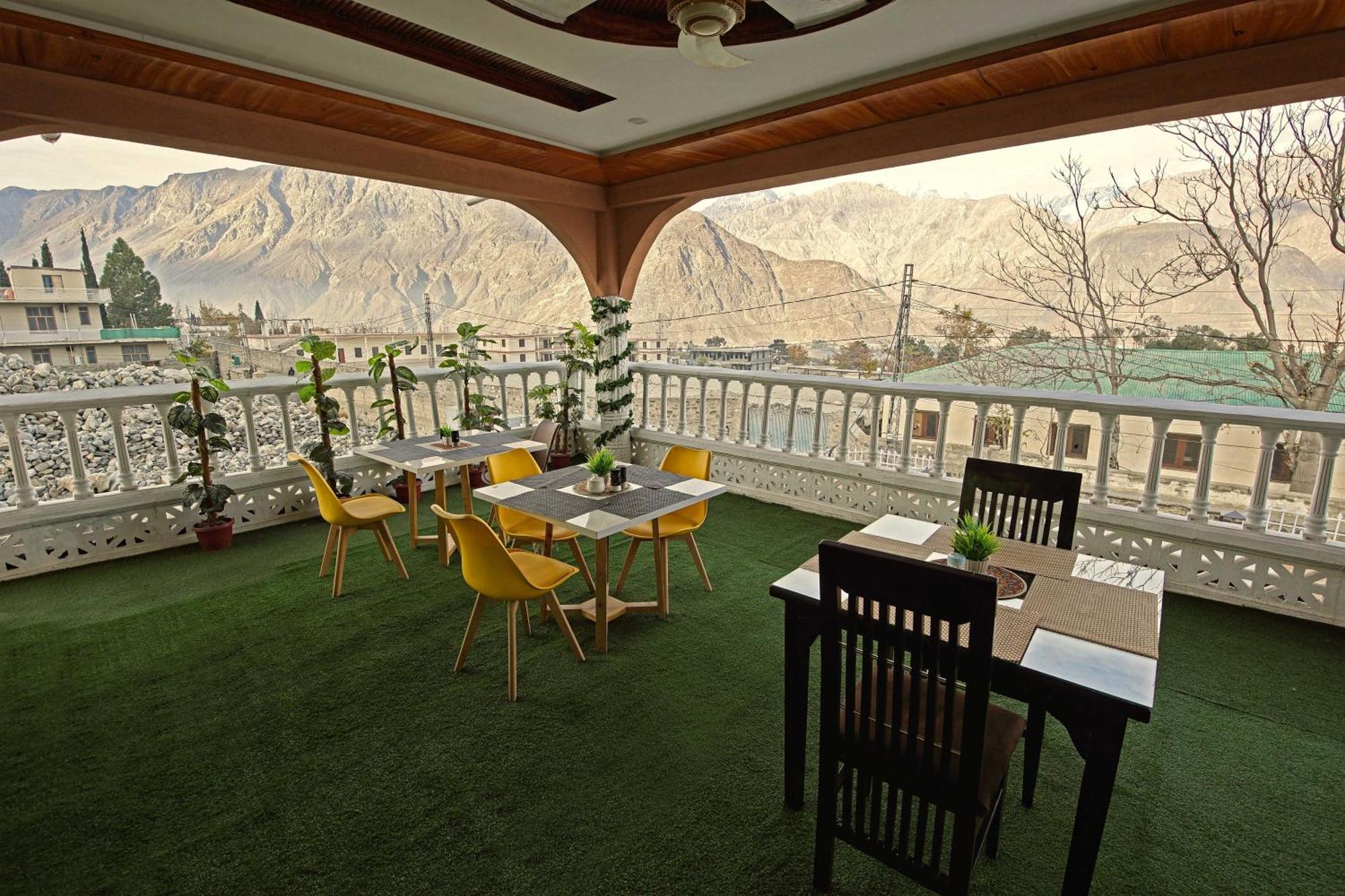 Oak Residency Hotell Gilgit Eksteriør bilde