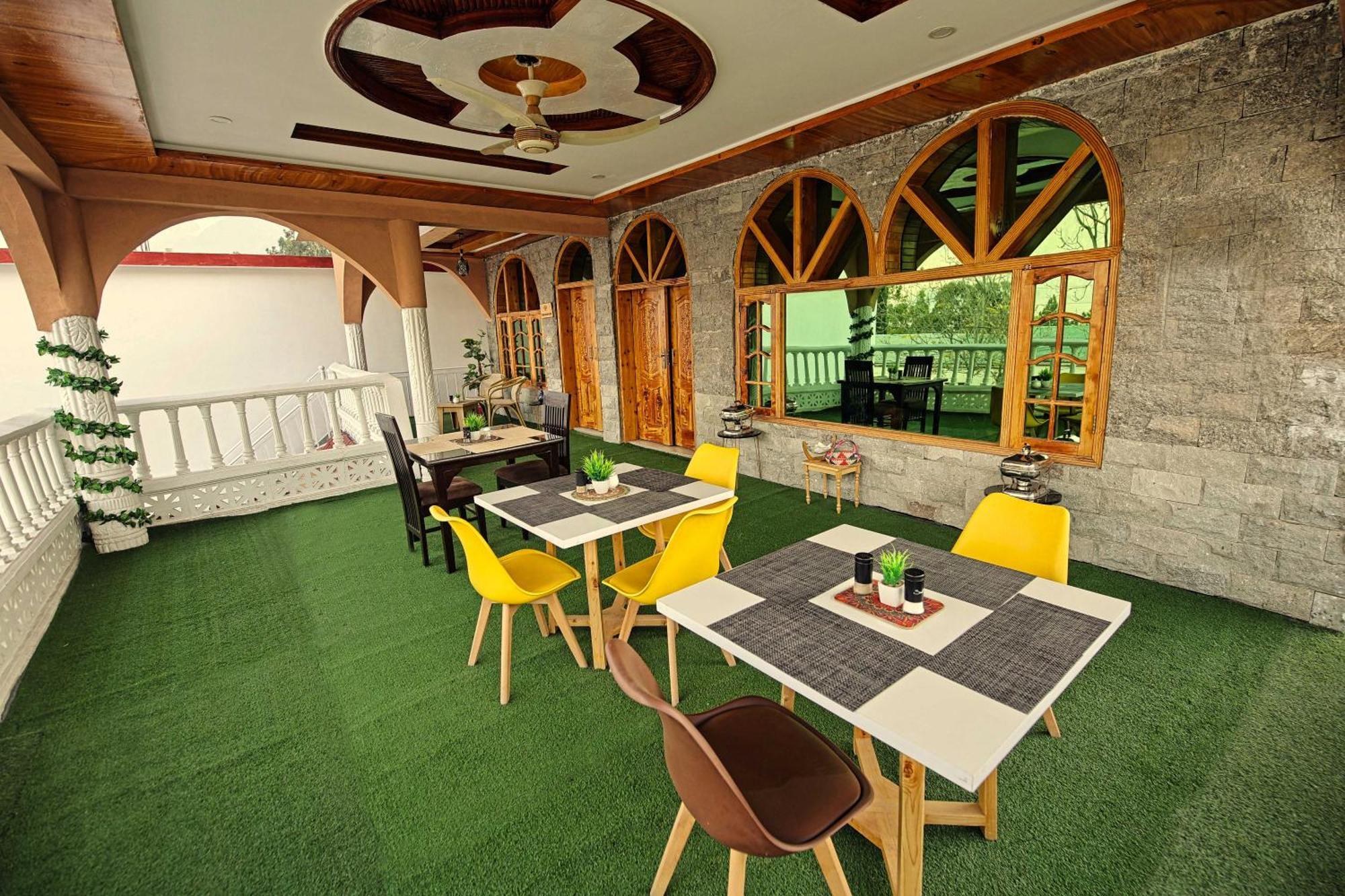 Oak Residency Hotell Gilgit Eksteriør bilde