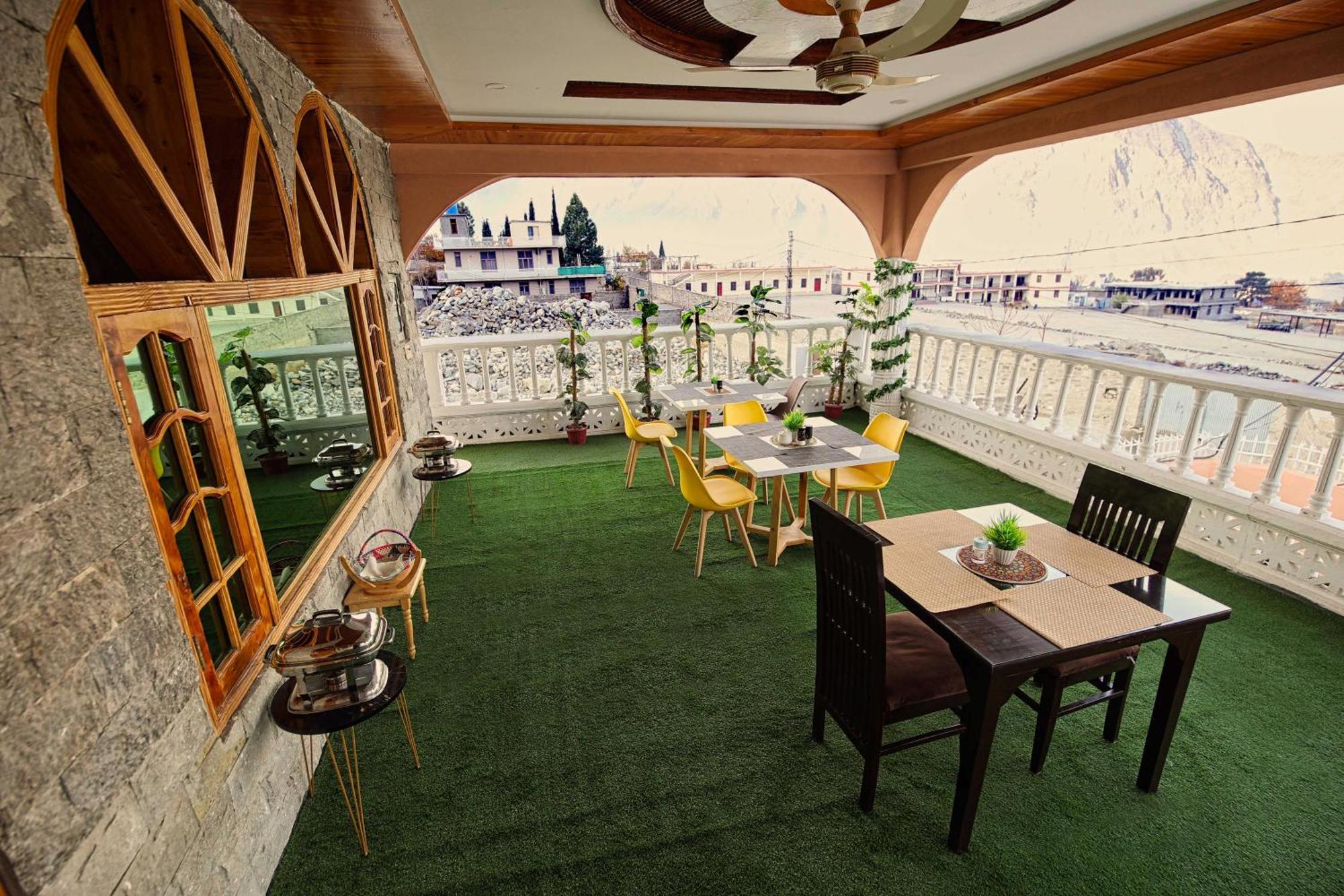 Oak Residency Hotell Gilgit Eksteriør bilde