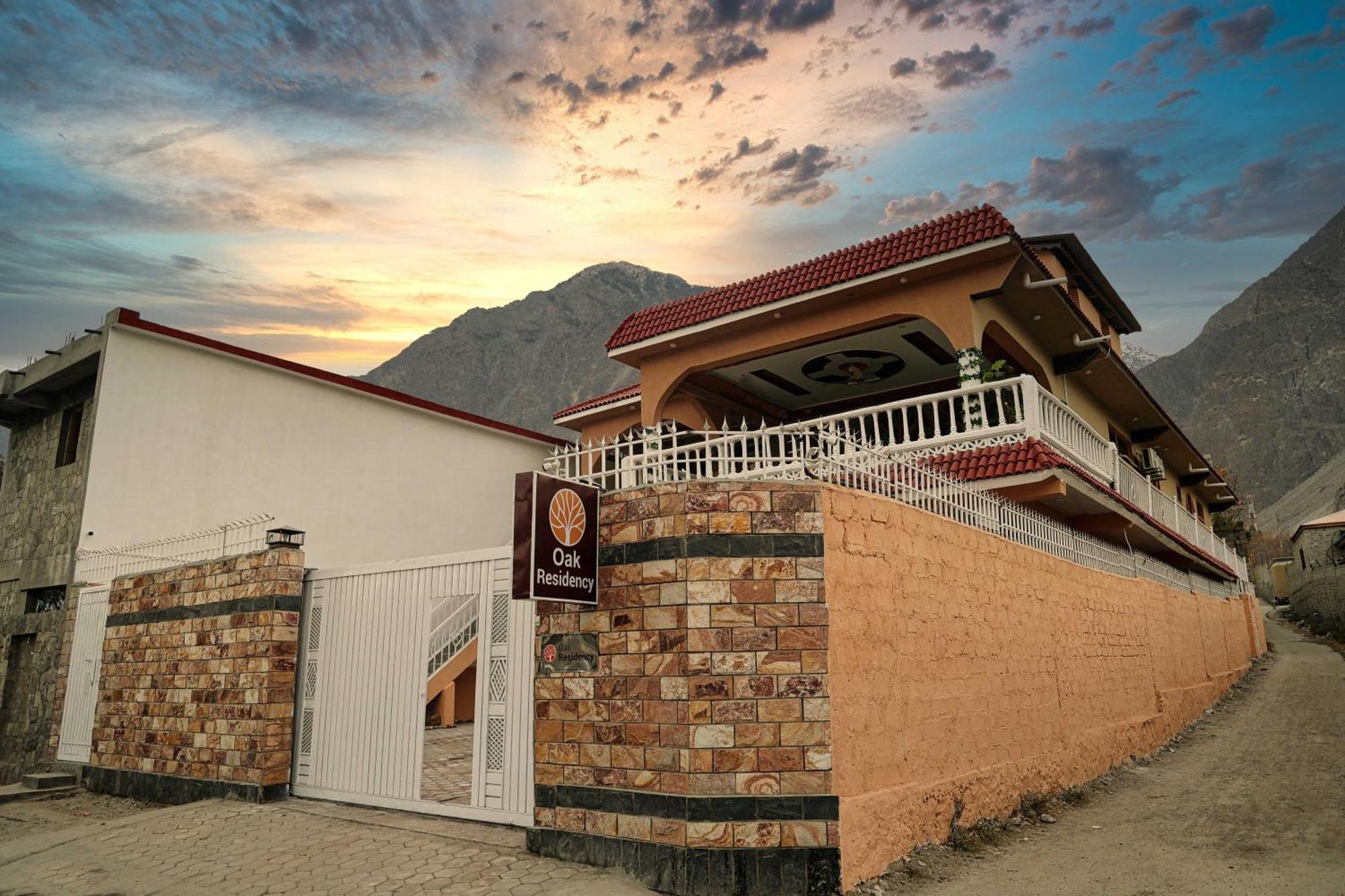 Oak Residency Hotell Gilgit Eksteriør bilde